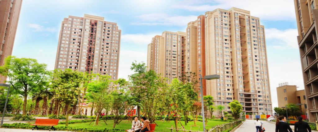 和樂家園位于江北區(qū)復(fù)盛鎮(zhèn)，總建筑面積173230.53㎡，其中住宅153768.46㎡，商業(yè)2871.23㎡，車庫14718.73㎡(車庫停車位434個，生態(tài)停車位116個)，幼兒園1871.45㎡.jpg